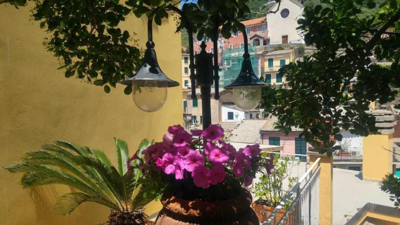 Casa Carla Apartment Vernazza Luaran gambar